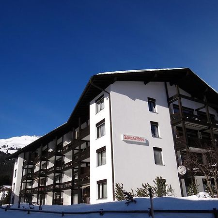 Zuhause In Den Alpen Ihre Ferienwohnung Mit Hallenbad Und Sauna Lenzerheide Bagian luar foto