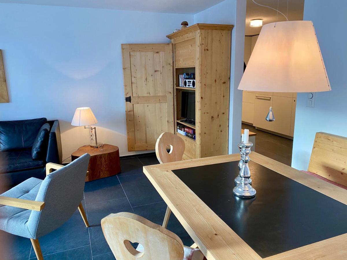 Zuhause In Den Alpen Ihre Ferienwohnung Mit Hallenbad Und Sauna Lenzerheide Bagian luar foto