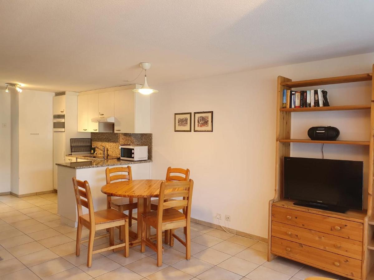 Zuhause In Den Alpen Ihre Ferienwohnung Mit Hallenbad Und Sauna Lenzerheide Bagian luar foto