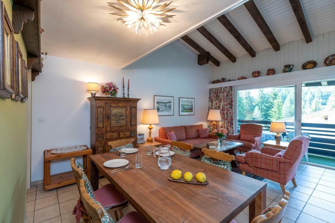 Zuhause In Den Alpen Ihre Ferienwohnung Mit Hallenbad Und Sauna Lenzerheide Bagian luar foto