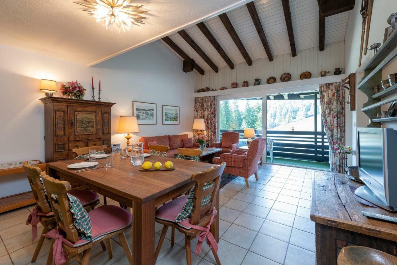 Zuhause In Den Alpen Ihre Ferienwohnung Mit Hallenbad Und Sauna Lenzerheide Bagian luar foto