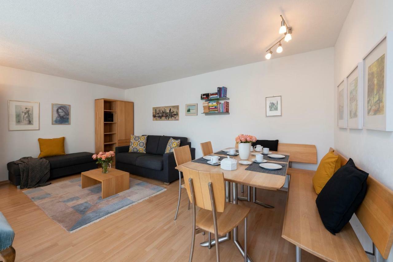 Zuhause In Den Alpen Ihre Ferienwohnung Mit Hallenbad Und Sauna Lenzerheide Bagian luar foto