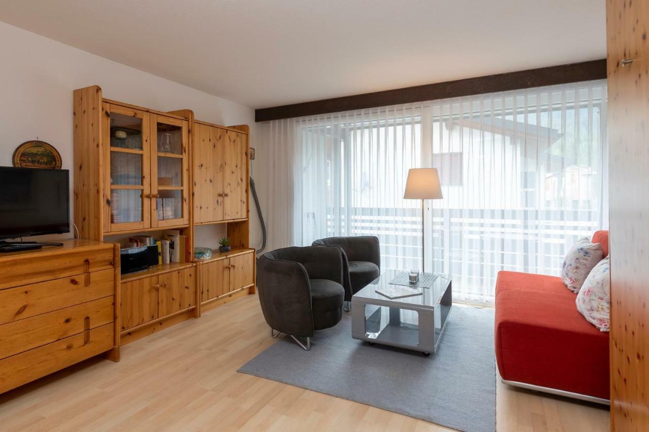 Zuhause In Den Alpen Ihre Ferienwohnung Mit Hallenbad Und Sauna Lenzerheide Bagian luar foto