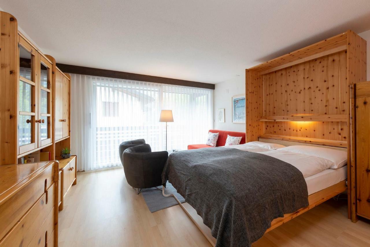 Zuhause In Den Alpen Ihre Ferienwohnung Mit Hallenbad Und Sauna Lenzerheide Bagian luar foto