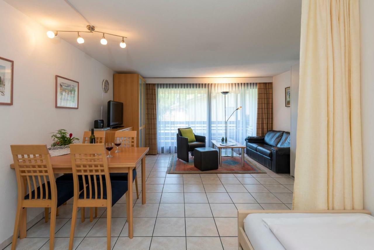 Zuhause In Den Alpen Ihre Ferienwohnung Mit Hallenbad Und Sauna Lenzerheide Bagian luar foto