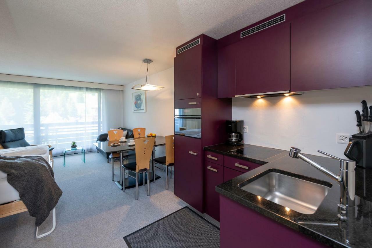 Zuhause In Den Alpen Ihre Ferienwohnung Mit Hallenbad Und Sauna Lenzerheide Bagian luar foto