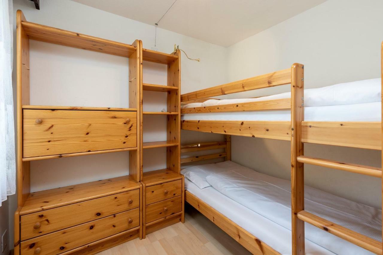 Zuhause In Den Alpen Ihre Ferienwohnung Mit Hallenbad Und Sauna Lenzerheide Bagian luar foto